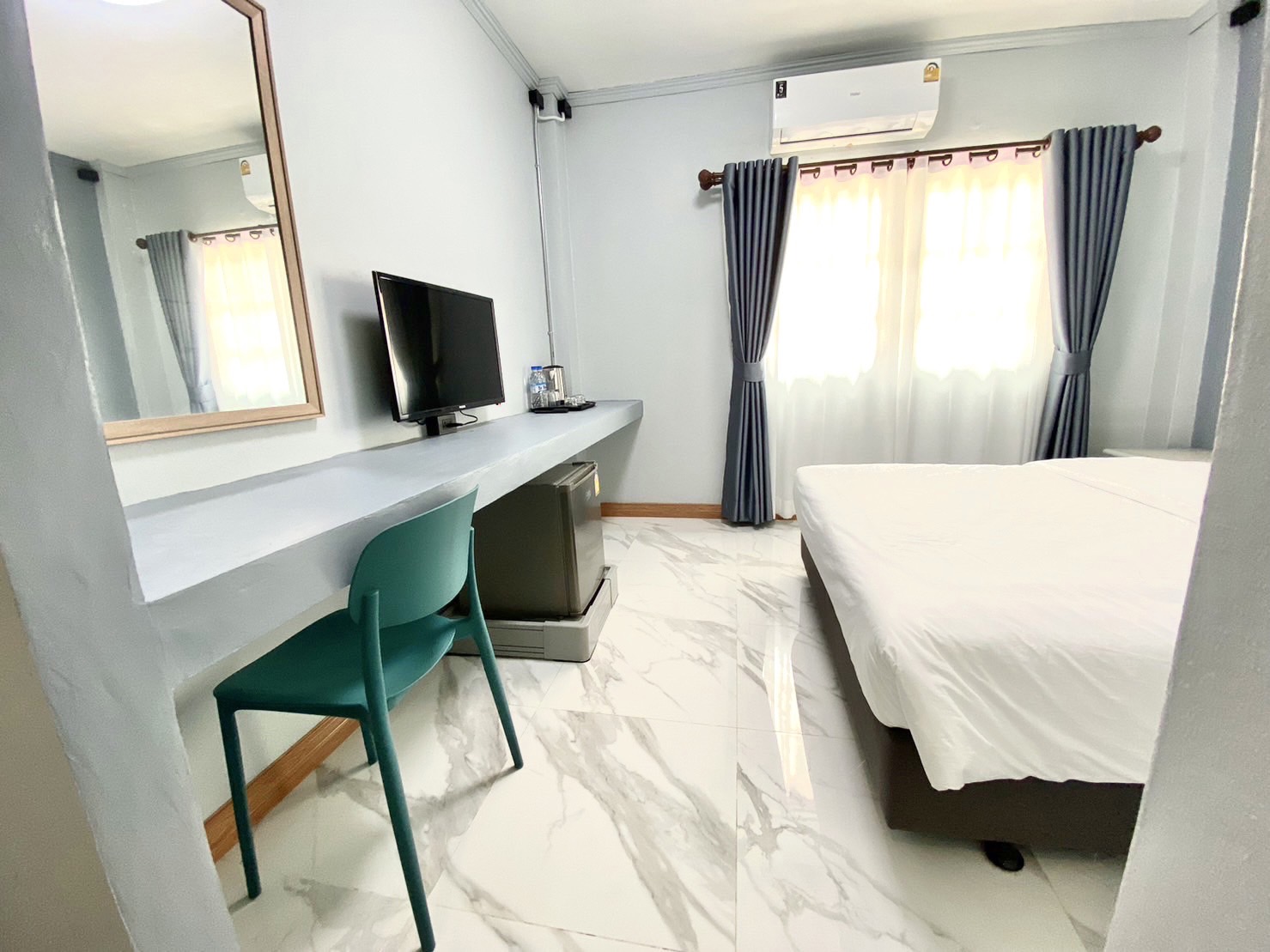 โรงแรมชัยนาทแกรนด์